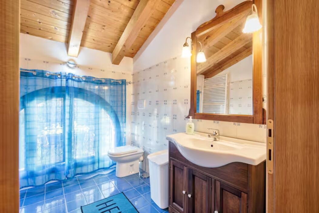 Photo of Bathroom in Rovare