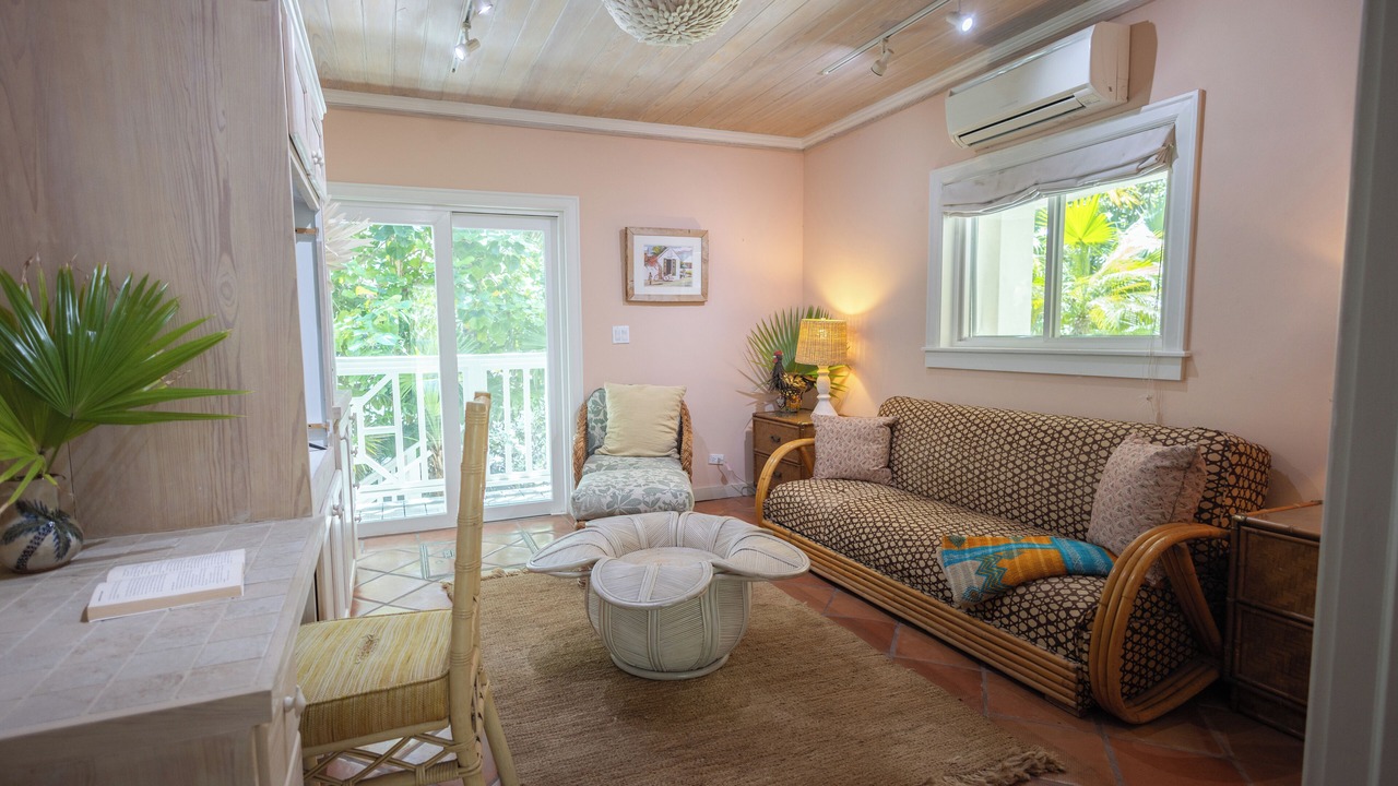 Photo of Livingroom in Dunmore Town