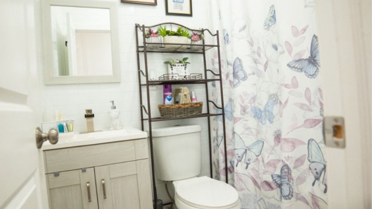 Photo of Bathroom in Canarsie