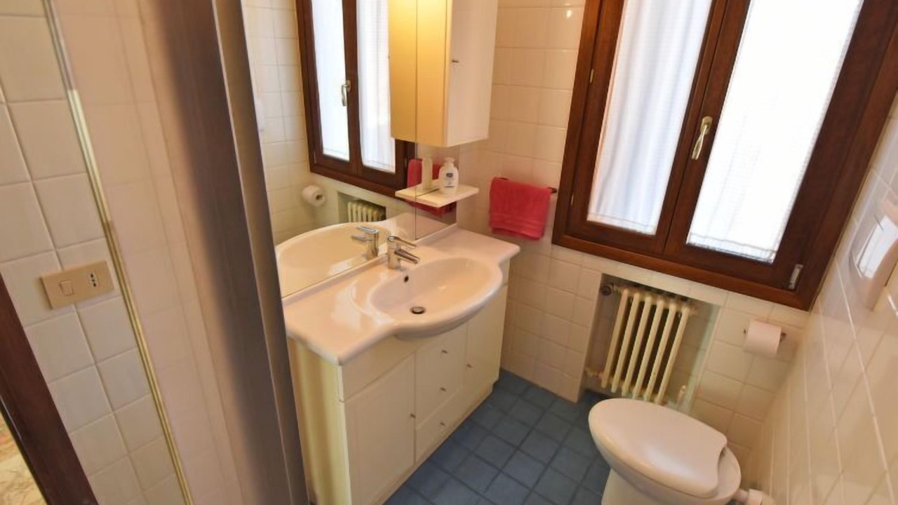 Photo of Bathroom in Castello