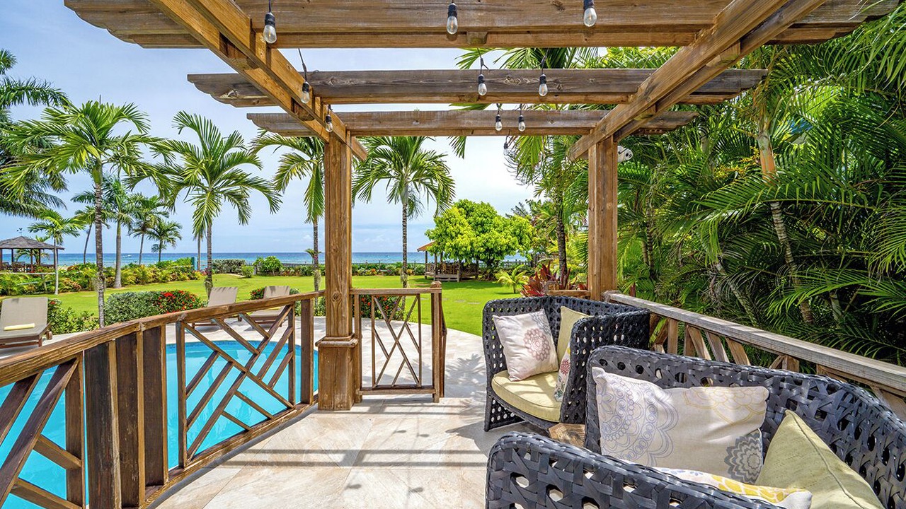 Photo of Patio Balcony in Runaway Bay