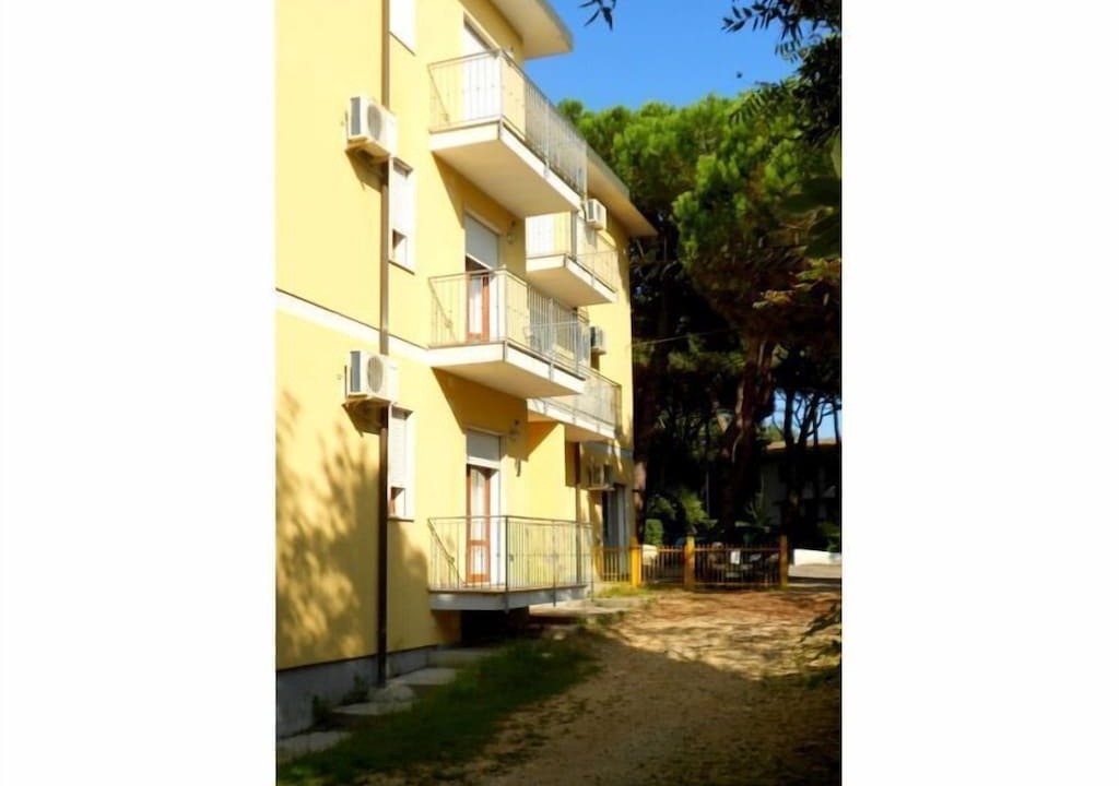 Photo of Buildings in Rosapineta