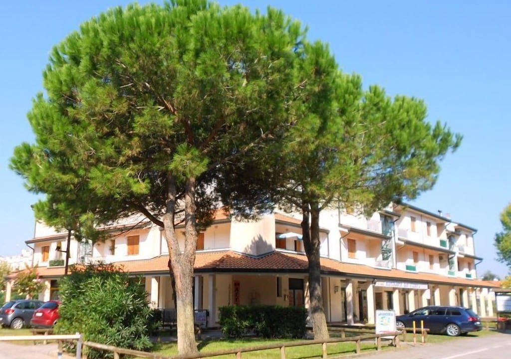 Photo of Buildings in Rosapineta