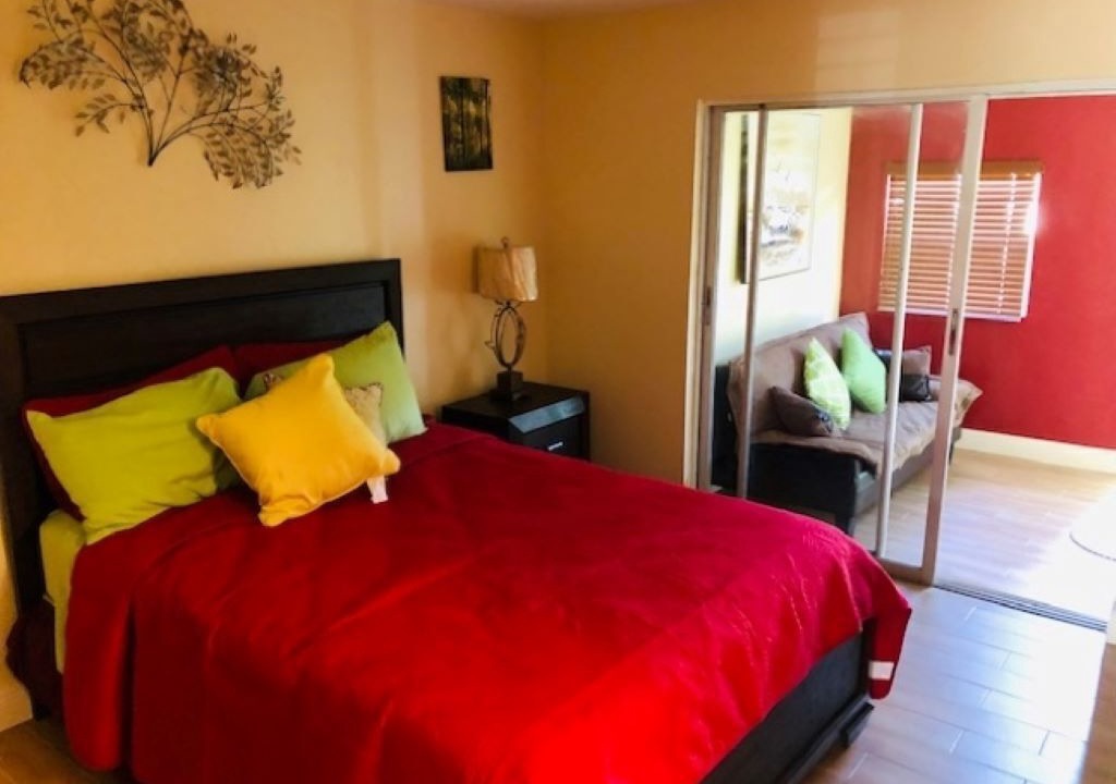 Photo of Bedroom in Bahamas Terrace