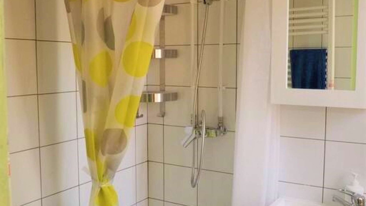 Photo of Bathroom in Villeneuve-Saint-Georges