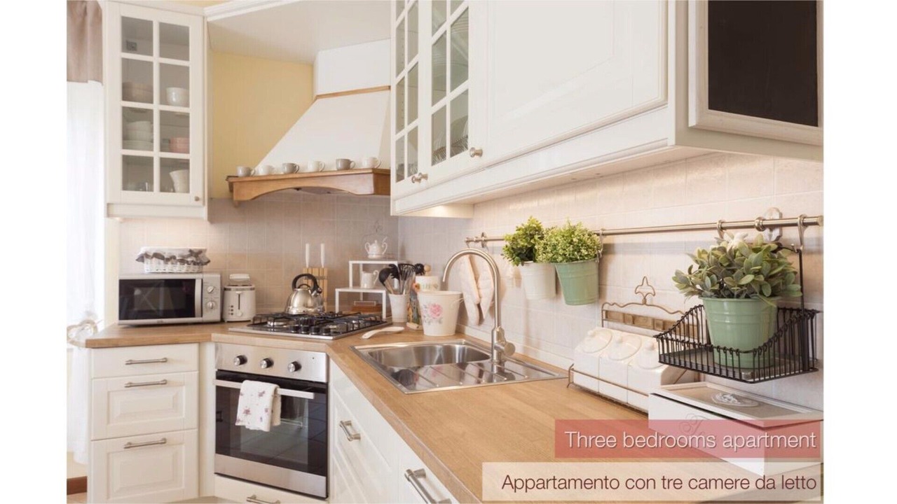 Photo of Kitchen in Castegnero