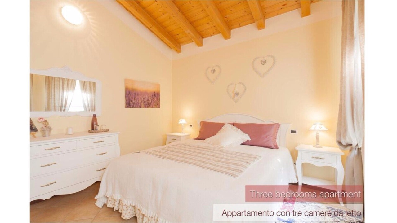 Photo of Bedroom in Castegnero