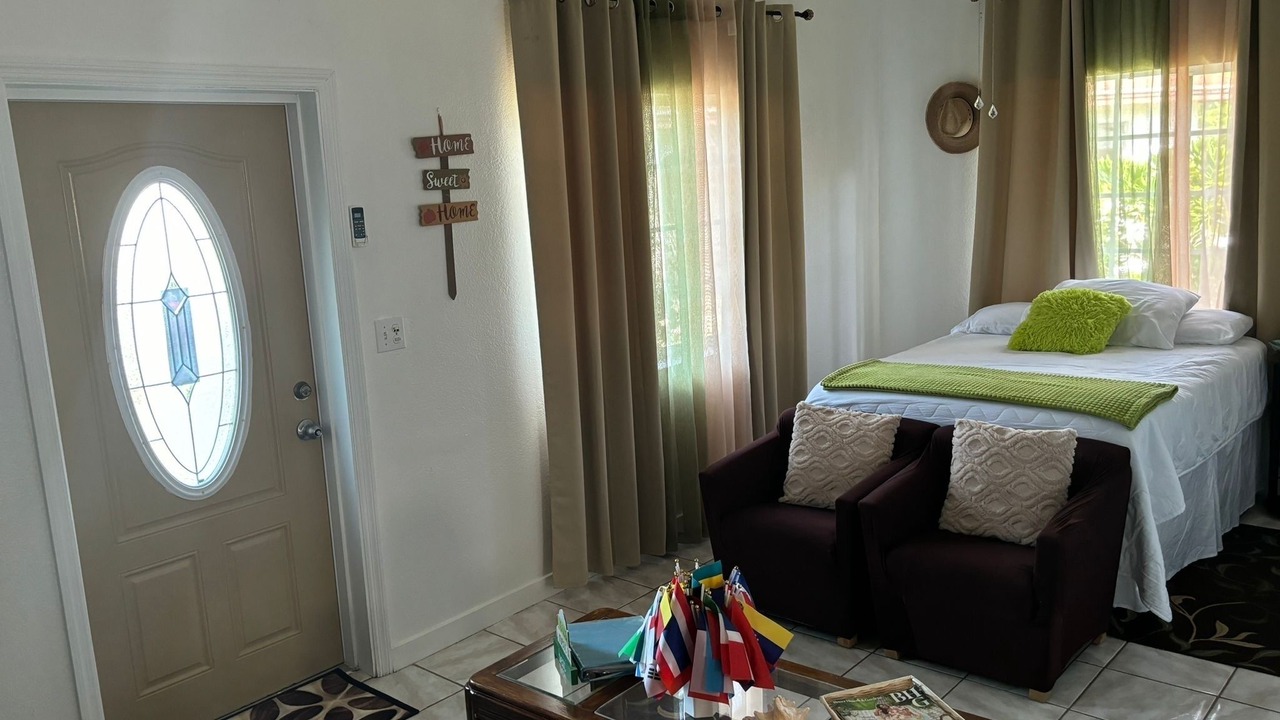 Photo of Bedroom in Farmer's Hill