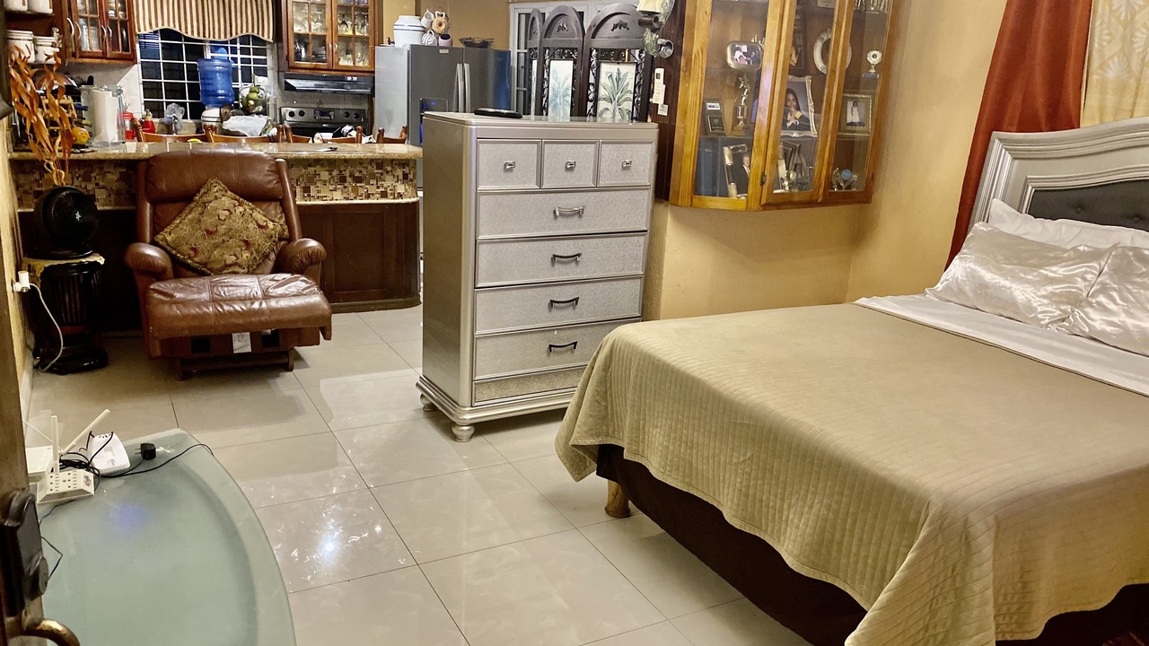 Photo of Bedroom in Eastwood Park