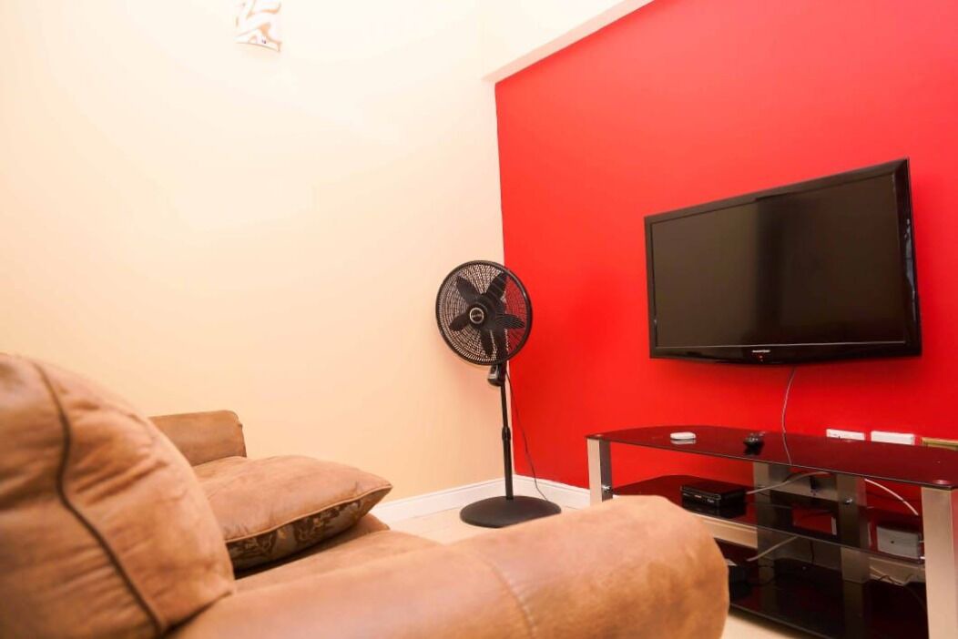 Photo of Livingroom in Eden Gardens