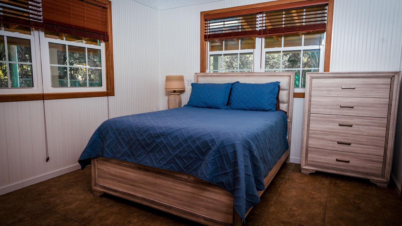Photo of Bedroom in Spanish Wells