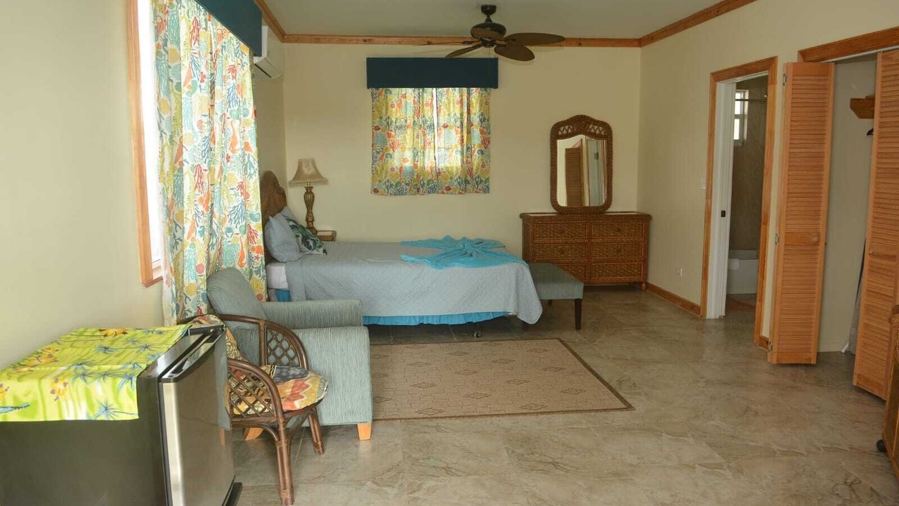Photo of Bedroom in Rolleville