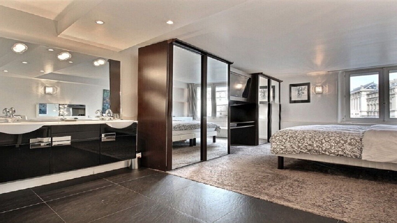 Photo of Bedroom in Quartier de la Monnaie