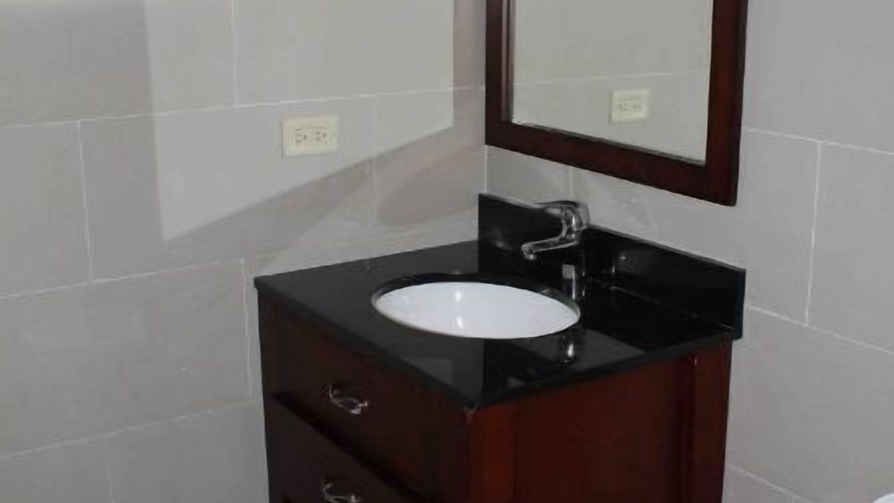 Photo of Bathroom in Eden Gardens
