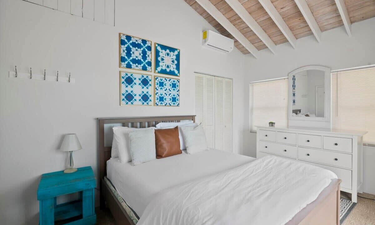 Photo of Bedroom in Great Exuma