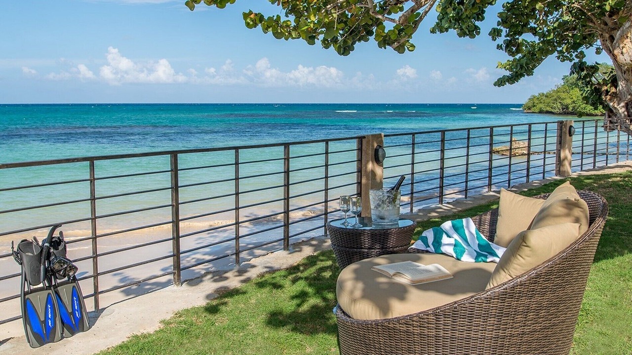 Photo of Outdoor in Mammee Bay