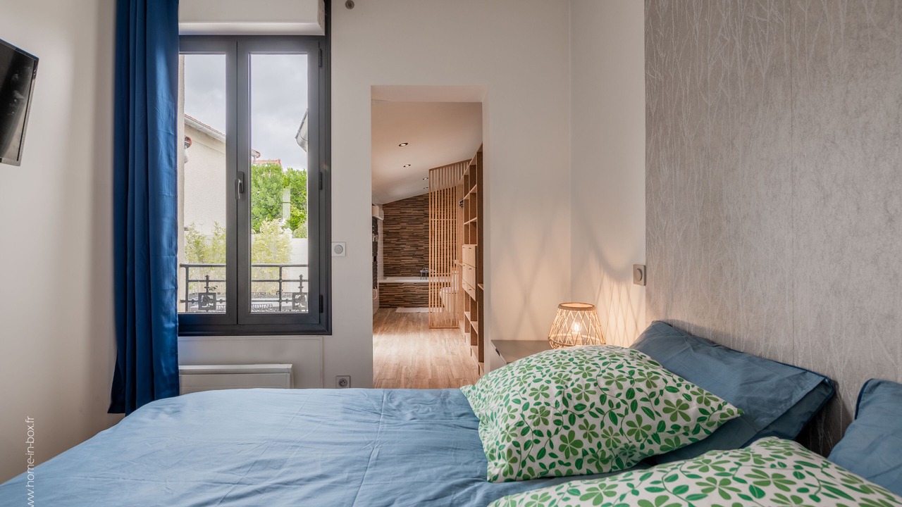 Photo of Bedroom in Cachan