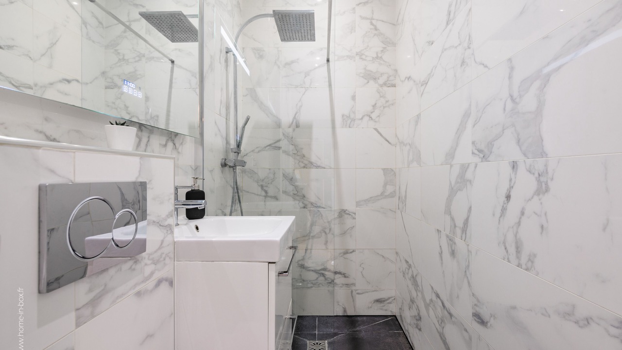 Photo of Bathroom in Cachan
