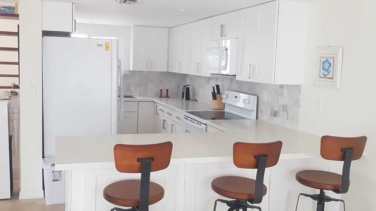 Photo of Kitchen in Great Harbour Cay