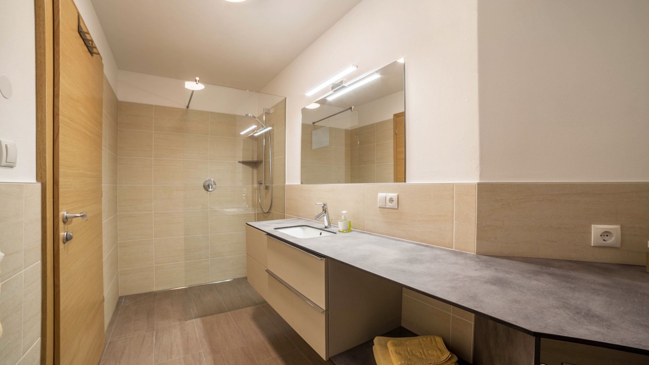 Photo of Bathroom in Tirolo