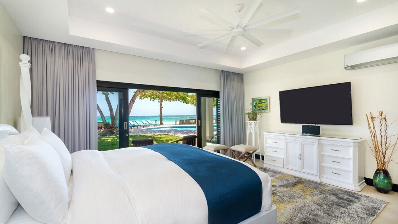 Photo of Bedroom in Mammee Bay