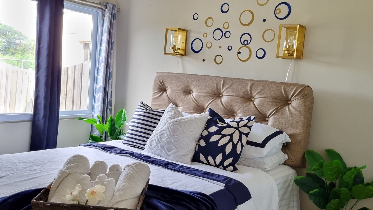 Photo of Bedroom in Spanish Town