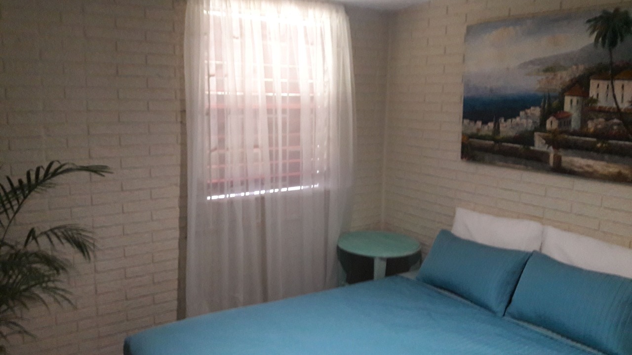 Photo of Bedroom in St.Bran's Burg