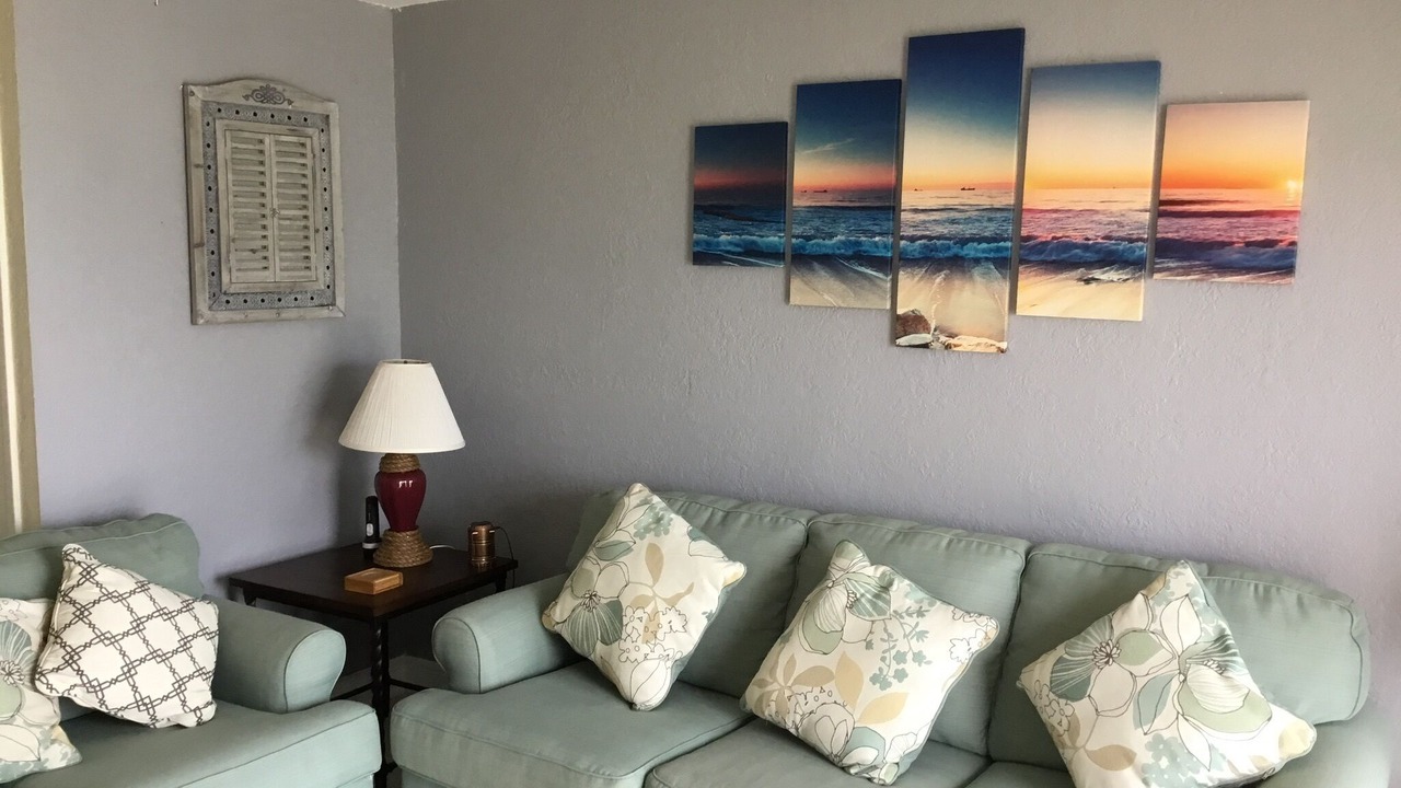 Photo of Livingroom in Williams Town