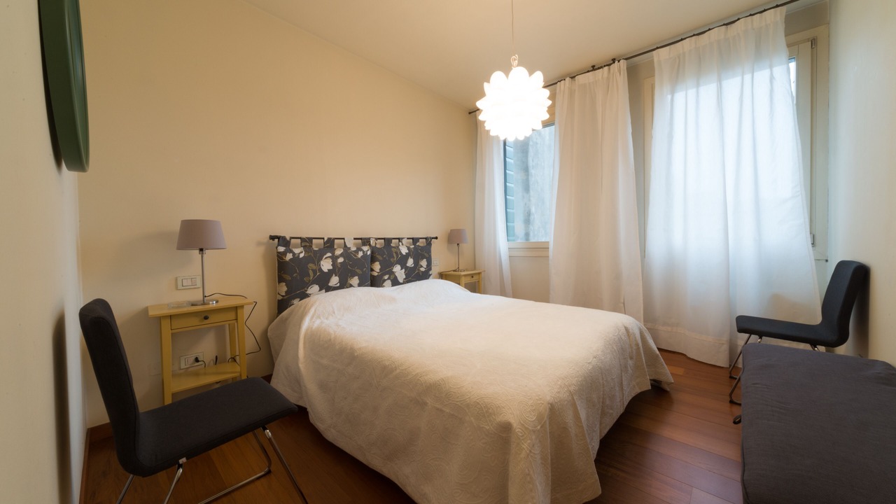 Photo of Bedroom in Historic Centre