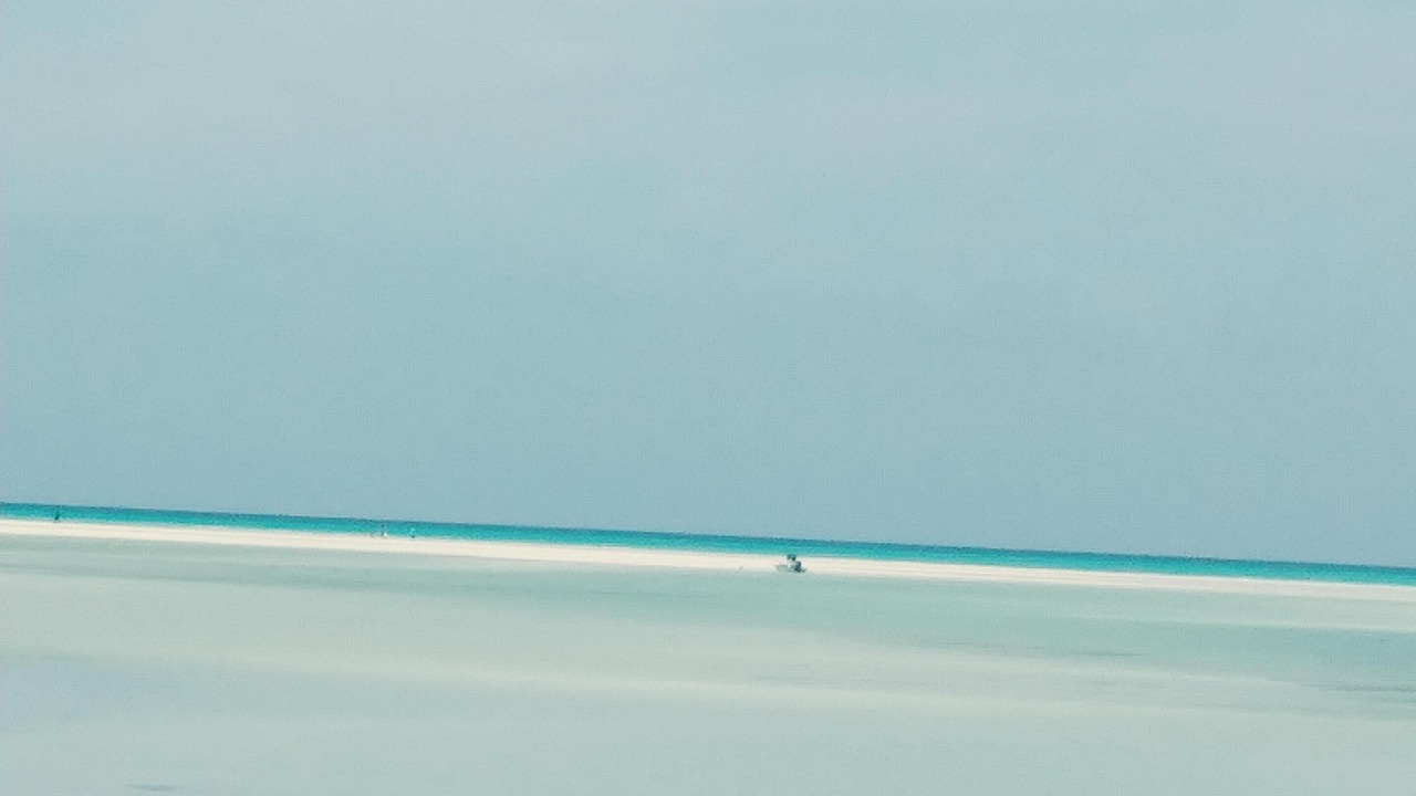 Photo of Others in Sweetings Cay