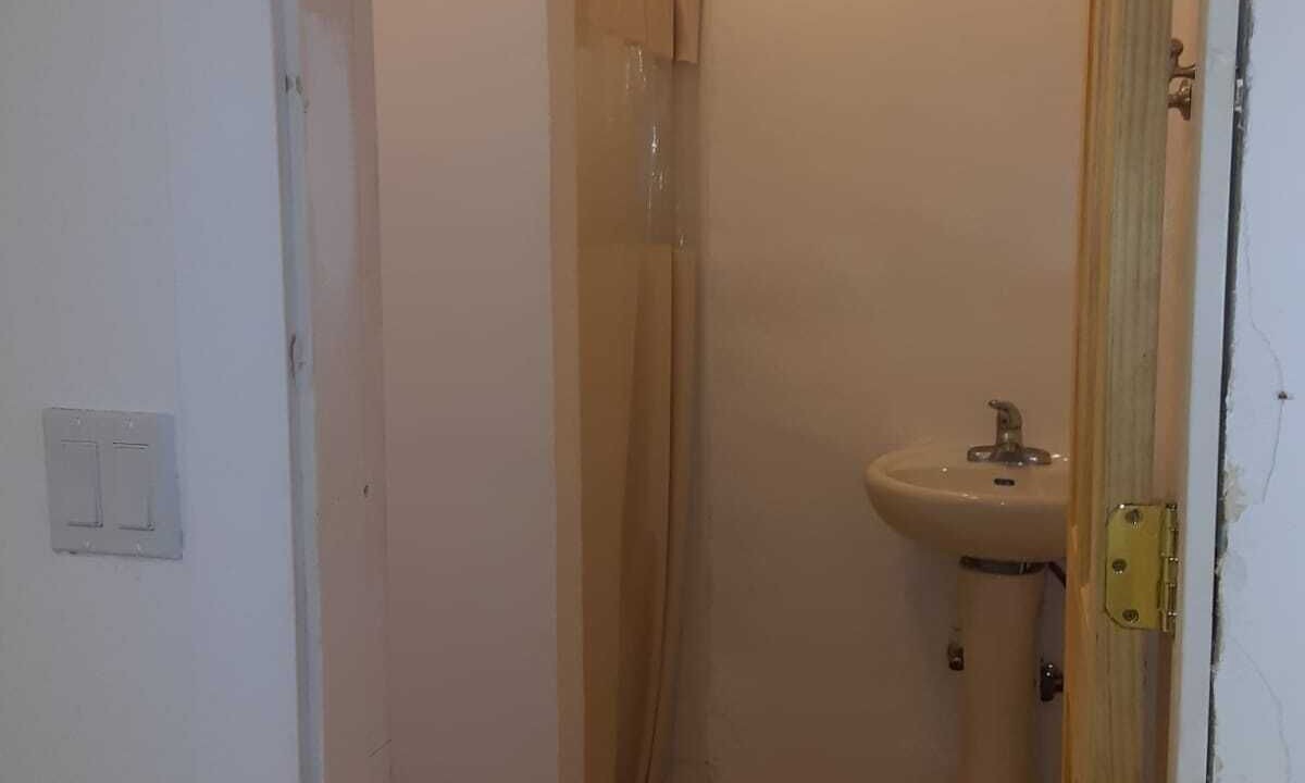 Photo of Bathroom in Sweetings Cay