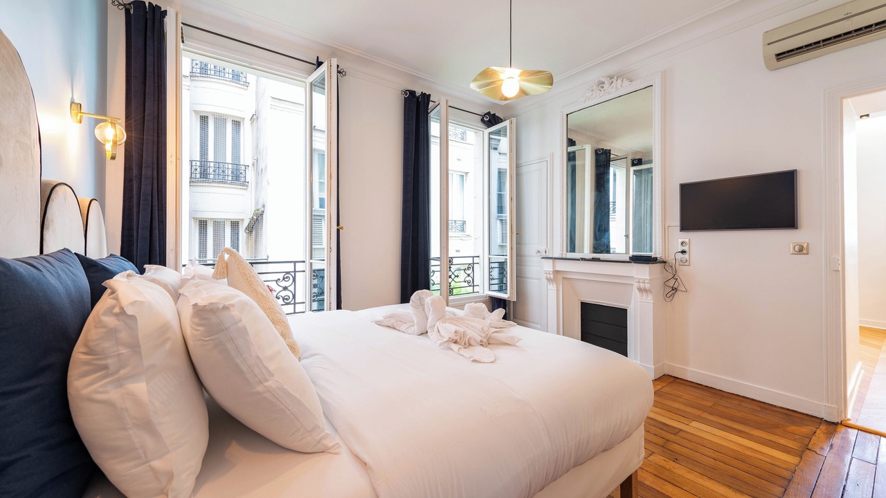 Photo of Bedroom in Auteuil