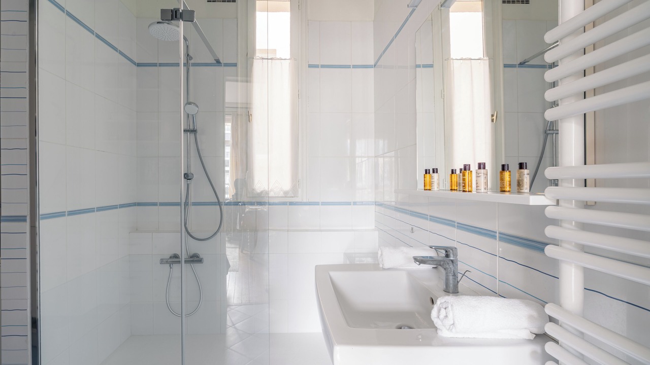 Photo of Bathroom in Faubourg Saint-Germain