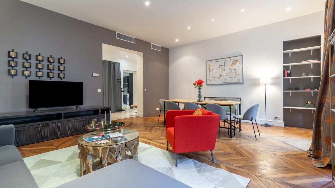 Photo of Livingroom in Champs-Elysees