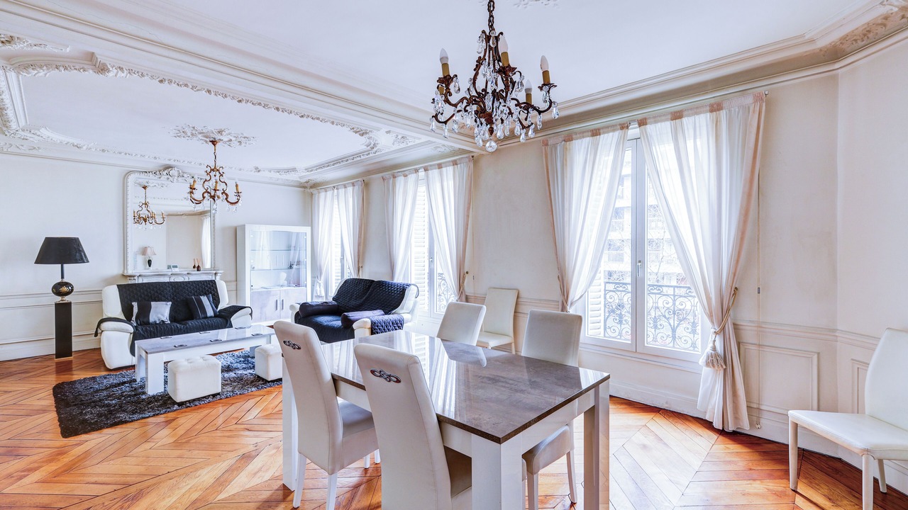 Photo of Livingroom in Clignancourt