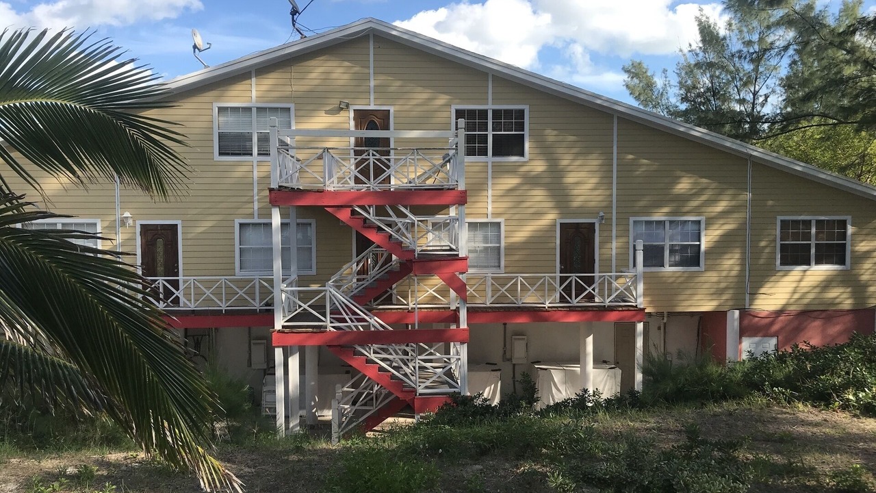 Photo of Outdoor in Alice Town