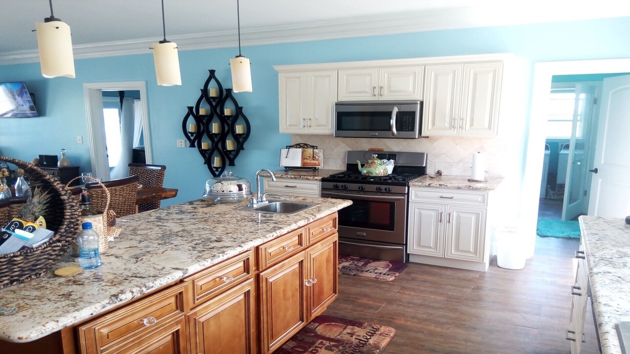 Photo of Kitchen in Staniard Creek