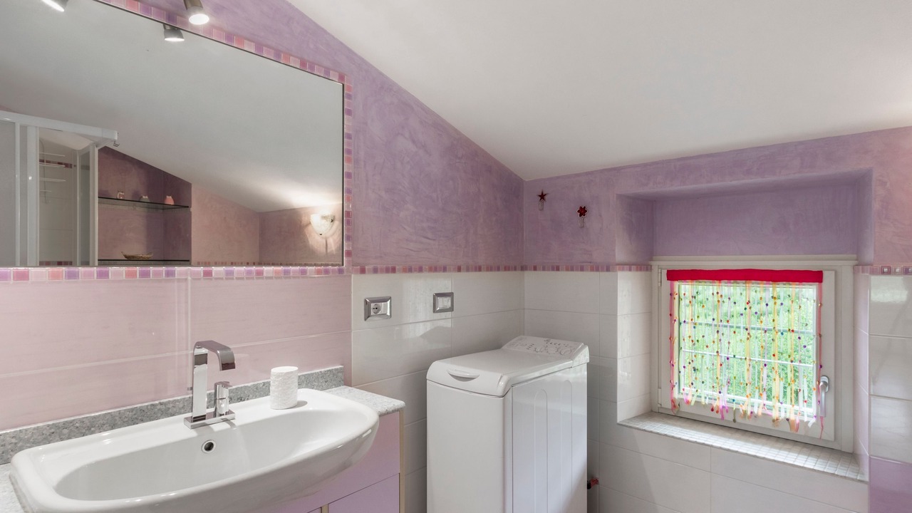 Photo of Bathroom in Albisano