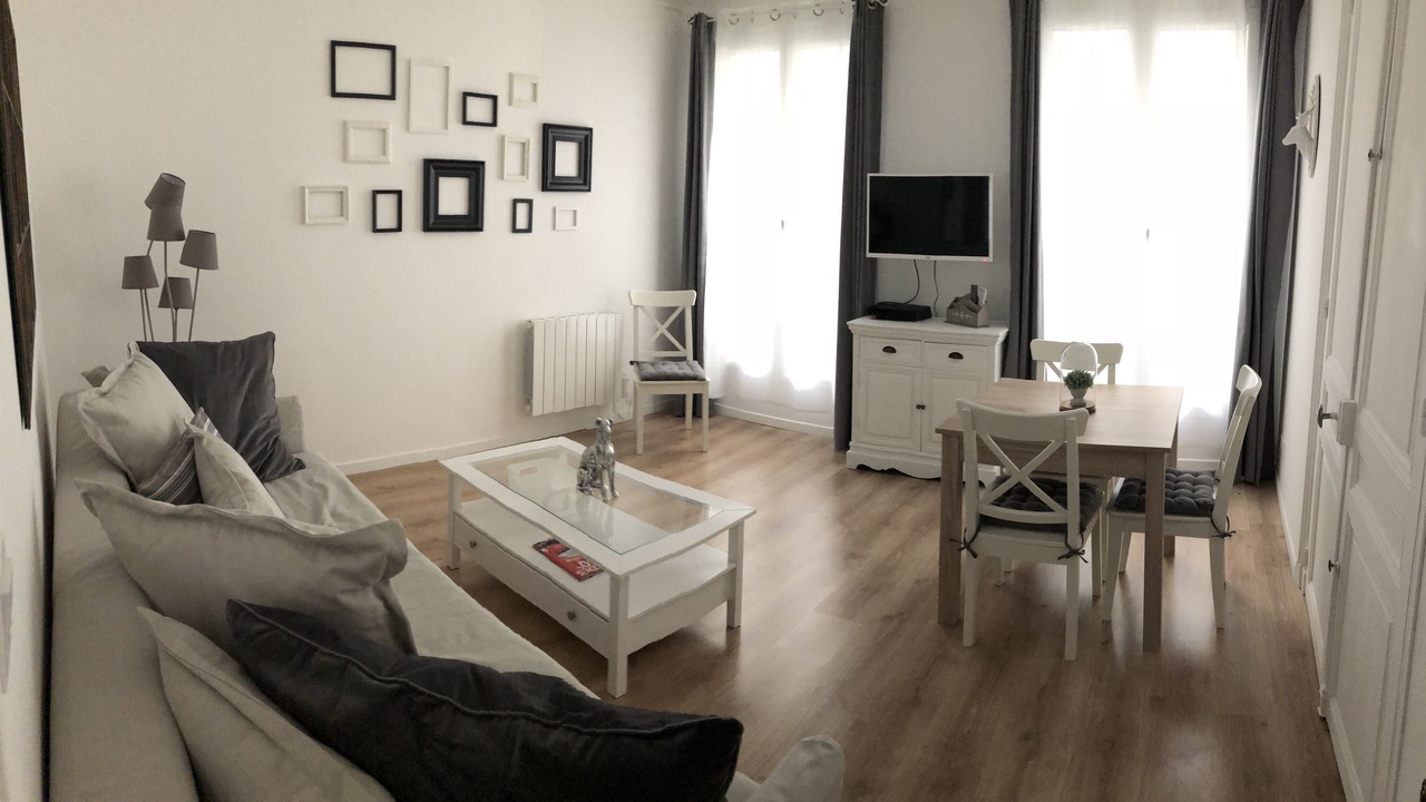 Photo of Livingroom in Quartier de Rochechouart