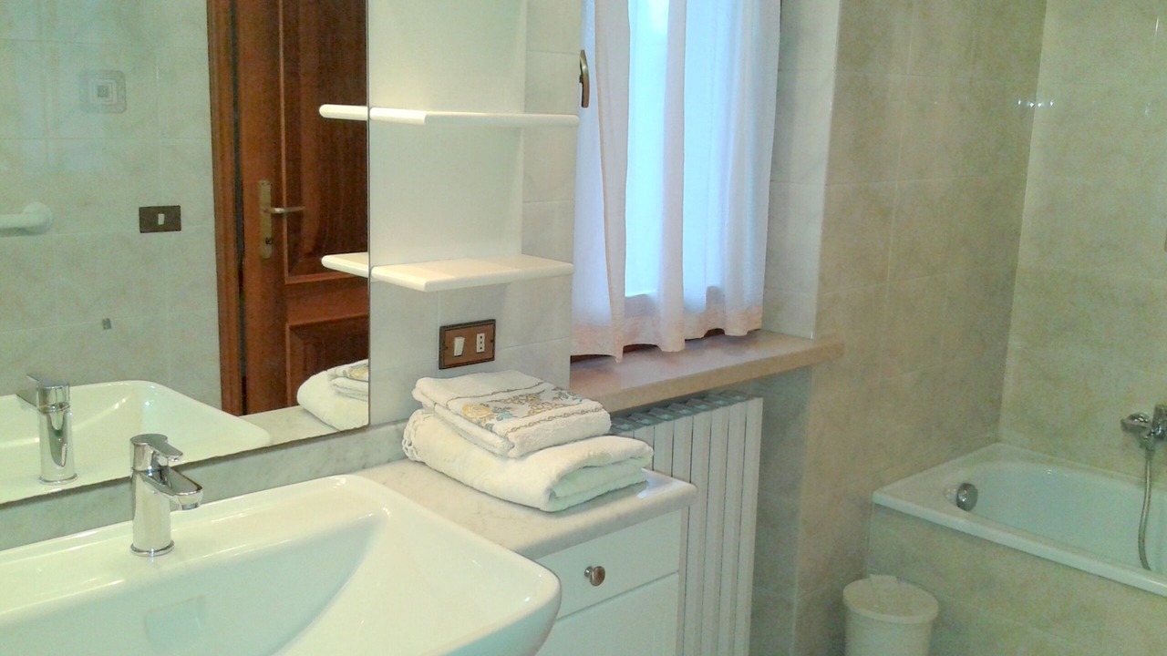 Photo of Bathroom in Montioni
