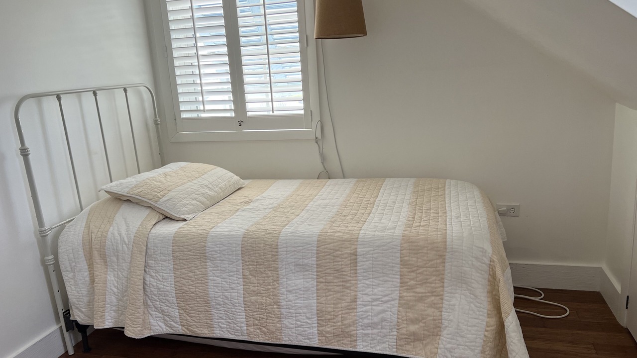 Photo of Bedroom in Spanish Wells