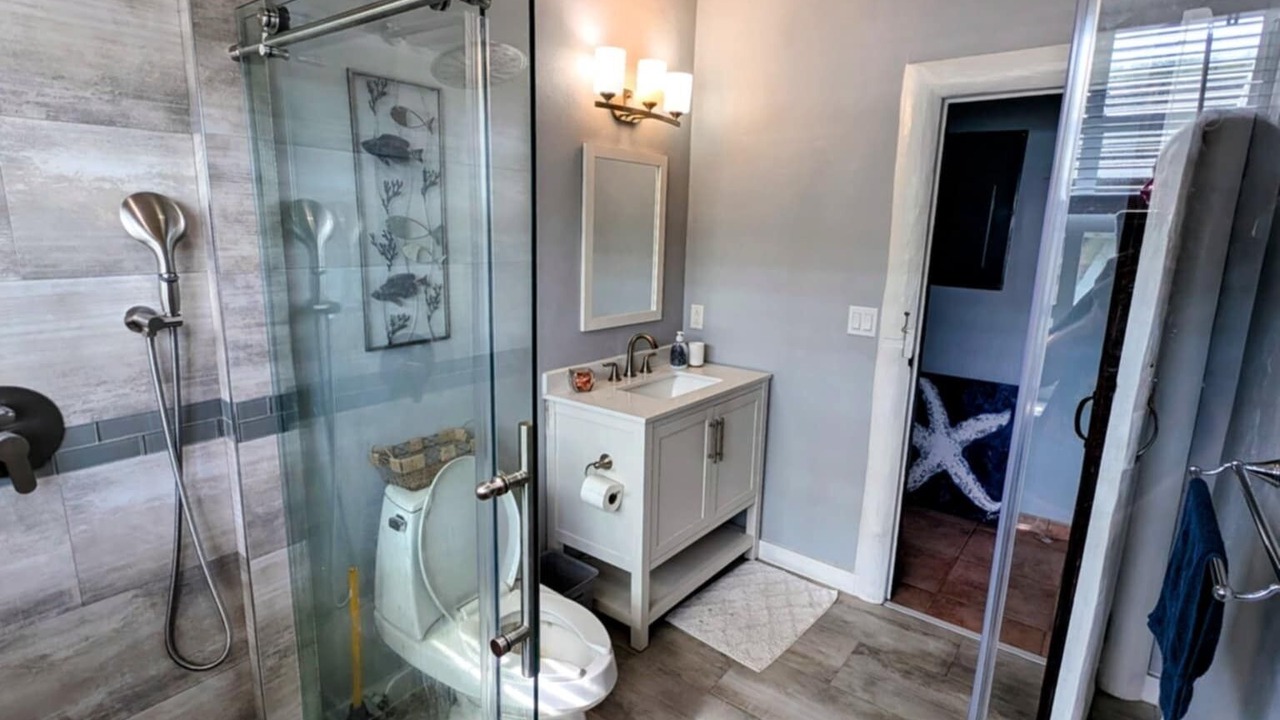 Photo of Bathroom in Eastern Road
