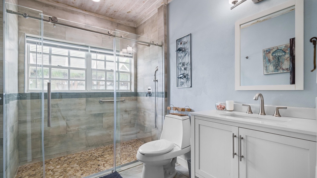 Photo of Bathroom in Eastern Road