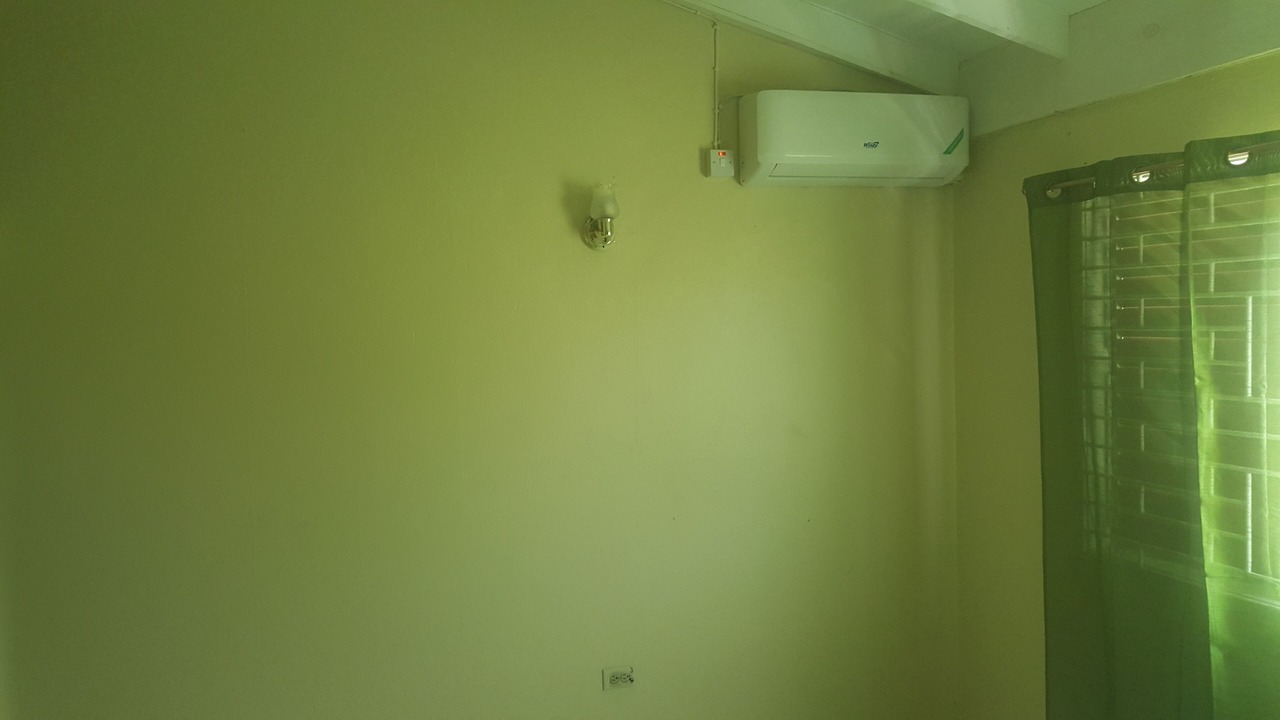 Photo of Bathroom in Molynes Gardens