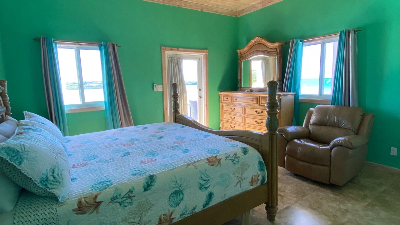 Photo of Bedroom in Out Islands