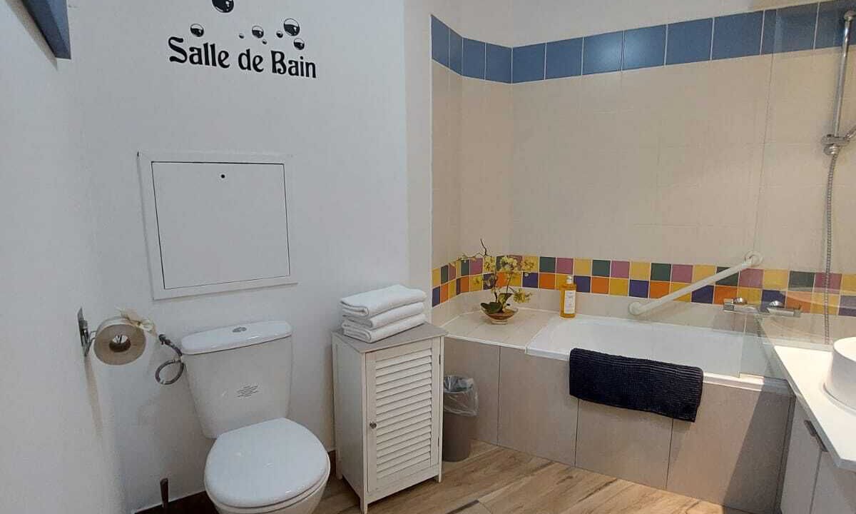 Photo of Bathroom in Serris