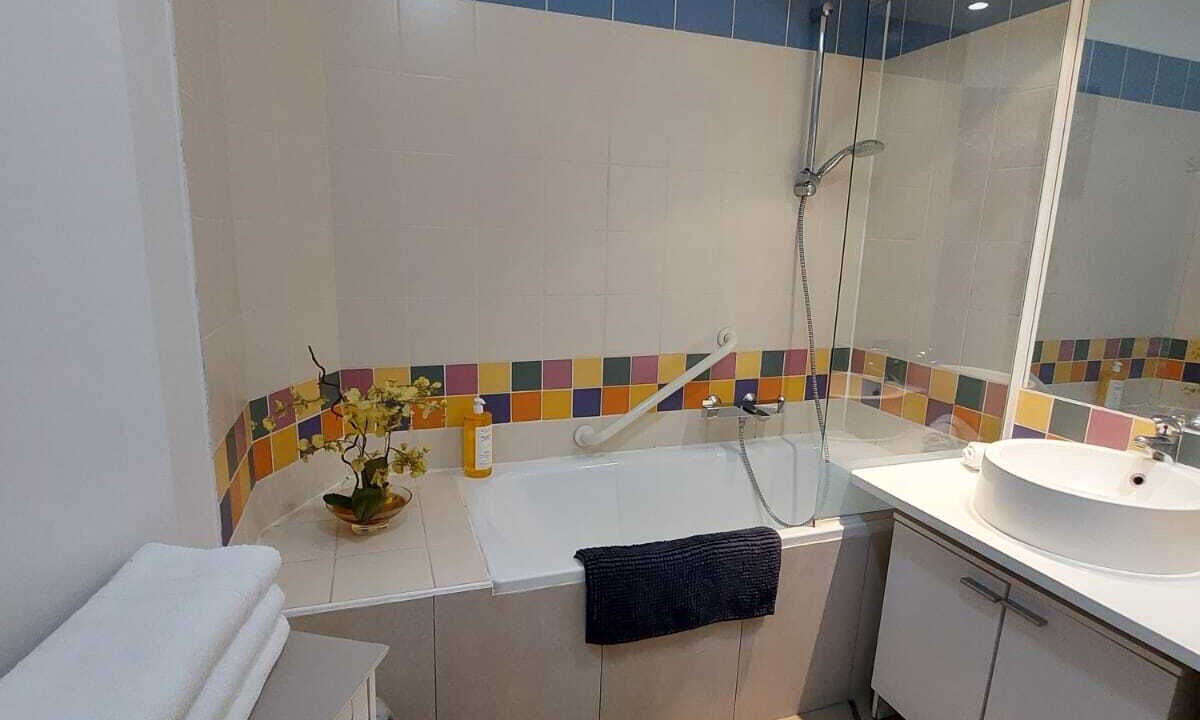 Photo of Bathroom in Serris