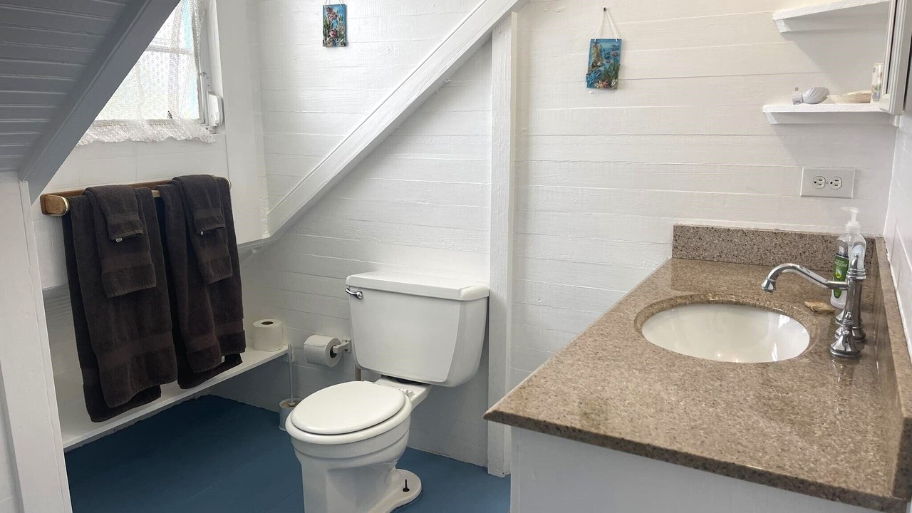 Photo of Bathroom in Spanish Wells