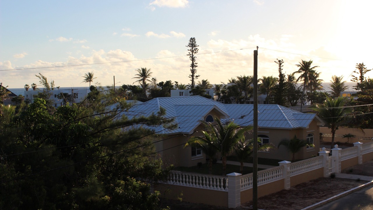 Photo of Patio Balcony in Williams Town