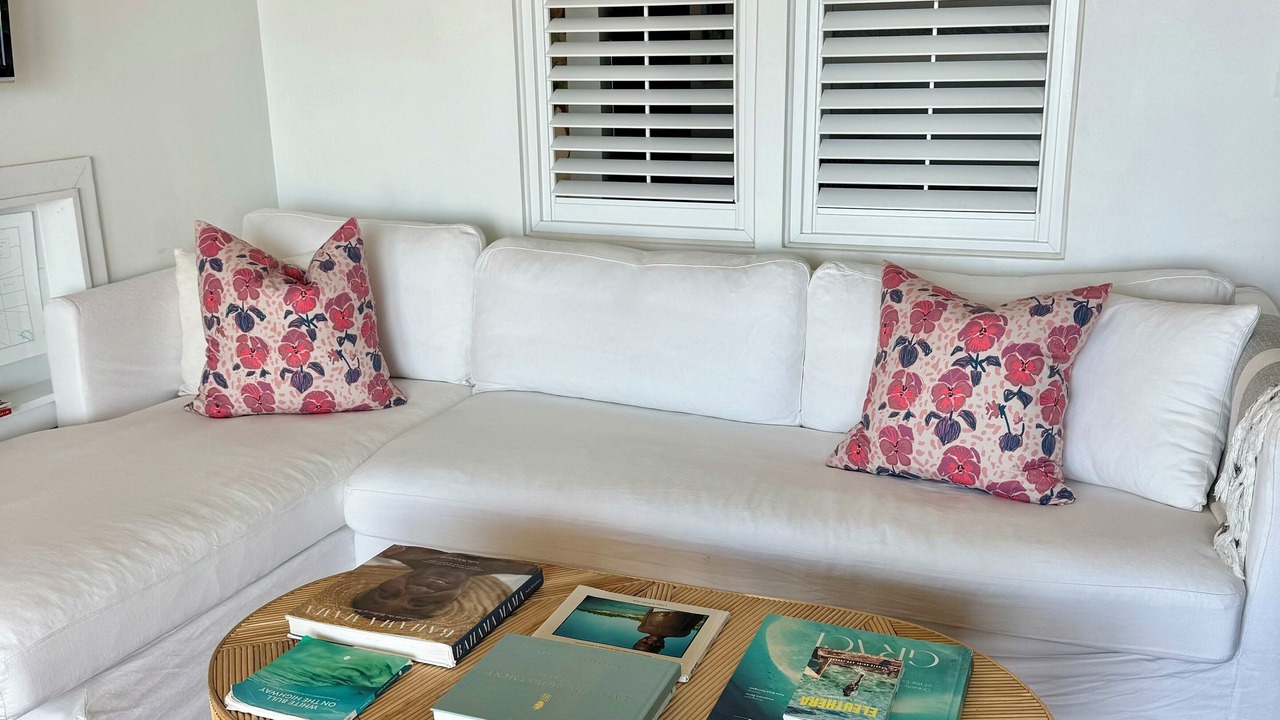Photo of Livingroom in Rainbow Bay